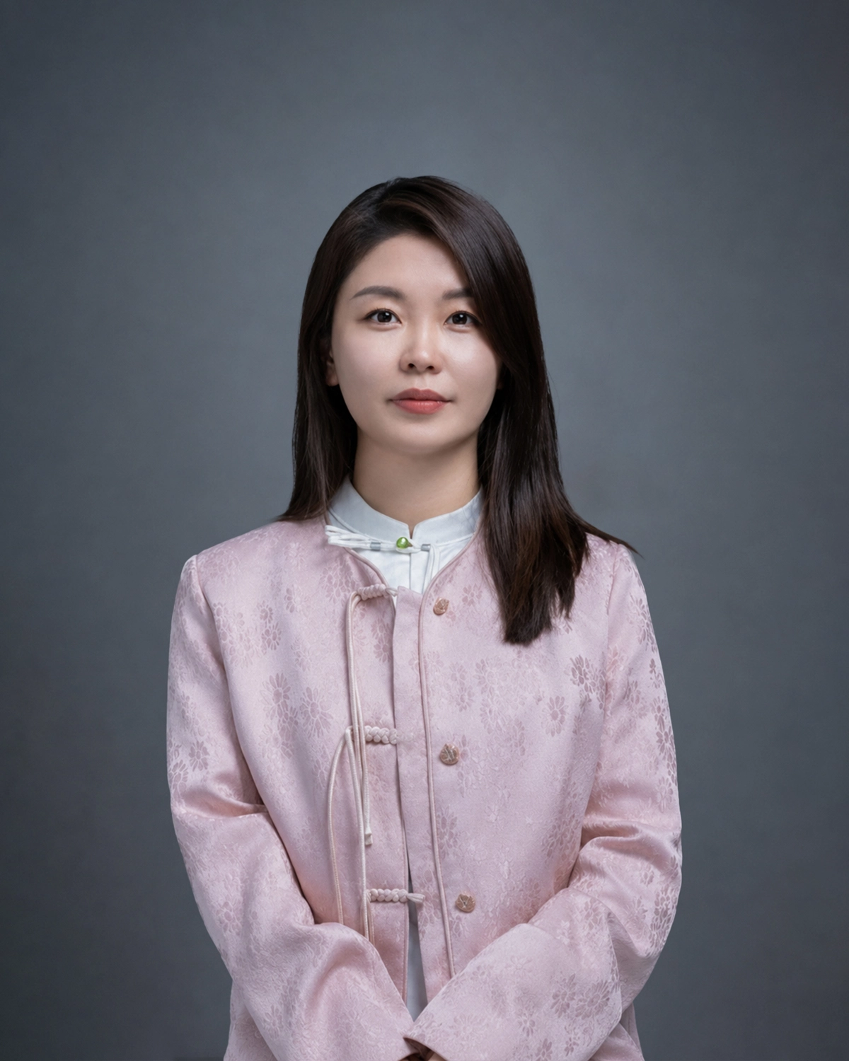 Ru Zhang, Chief Operating Officer and Co-Founder